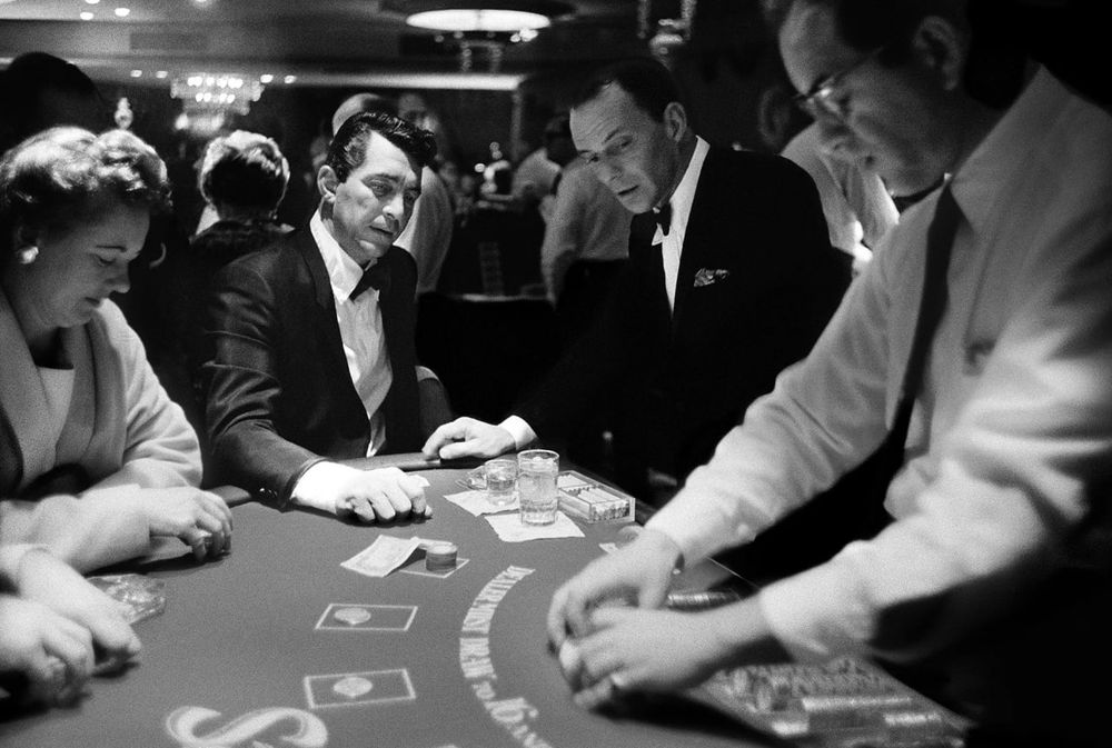 hhpoker怎么联系客服